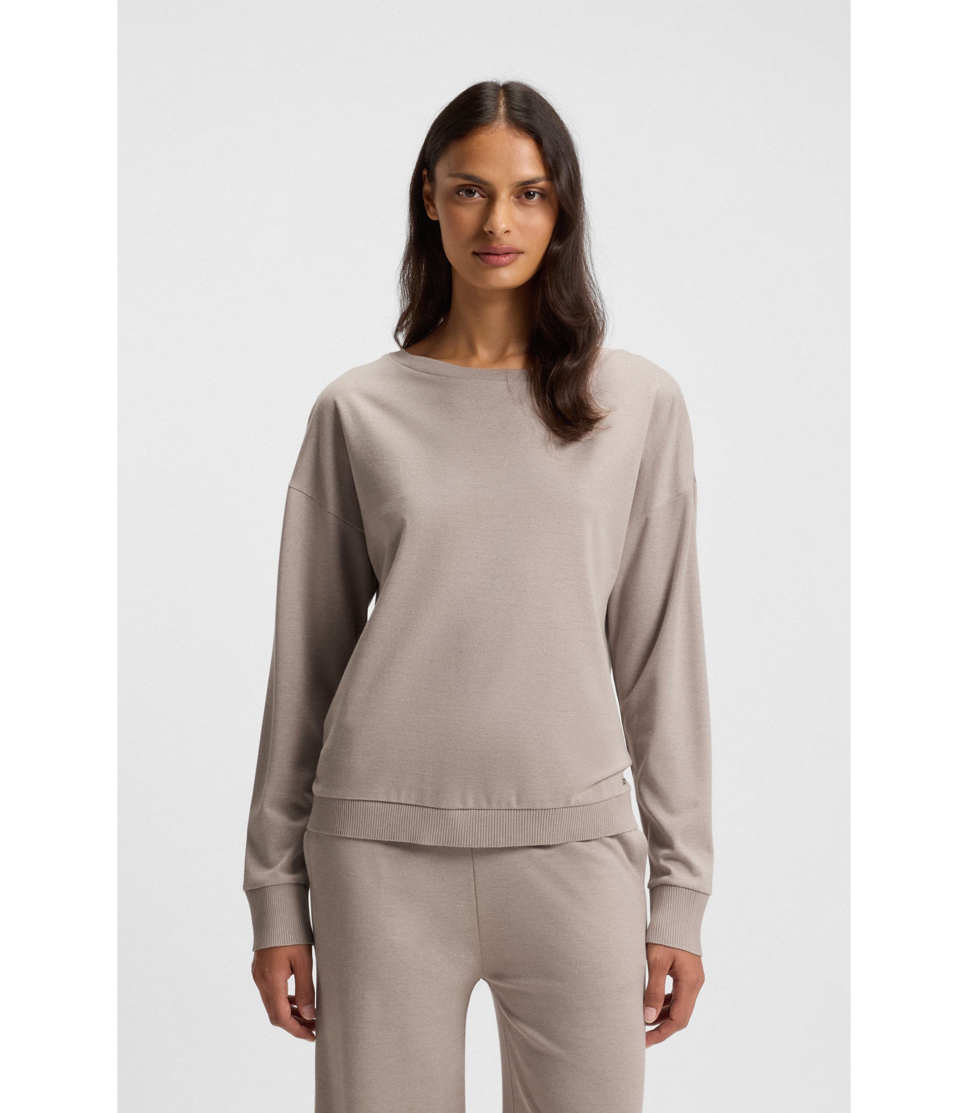 Sweatshirt aus meliertem Jersey mit U-Boot-Ausschnitt und Logo-Applikation