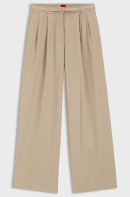 Straight fit-byxor med guldf&auml;rgad karbinhake och kedja, Ljusbeige