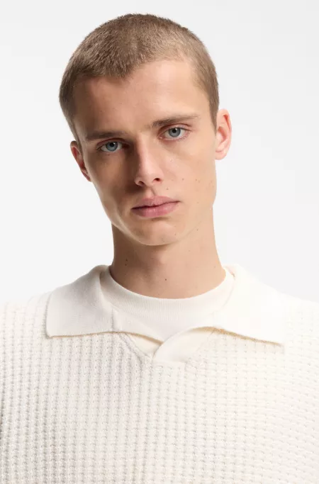 Waffle-structure knit polo with Johnny collar