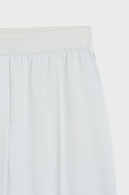 Pantaloni relaxed fit in cr&ecirc;pe fluido, Celeste