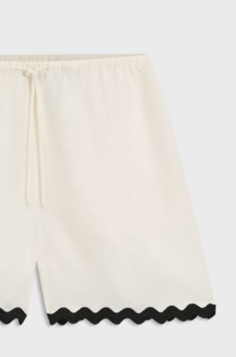 Relaxed-fit shorts with zigzag tape, Black / White