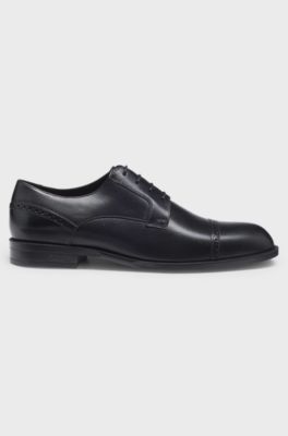 Leren derbyschoenen met broguedetails, Zwart