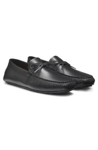 Leather driver moccasins with bow trim, Black
