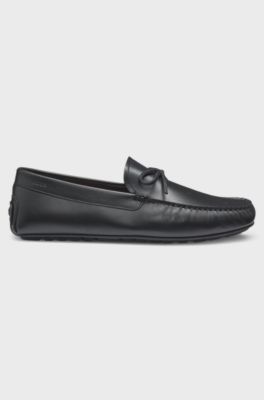 Leather driver moccasins with bow trim, Black