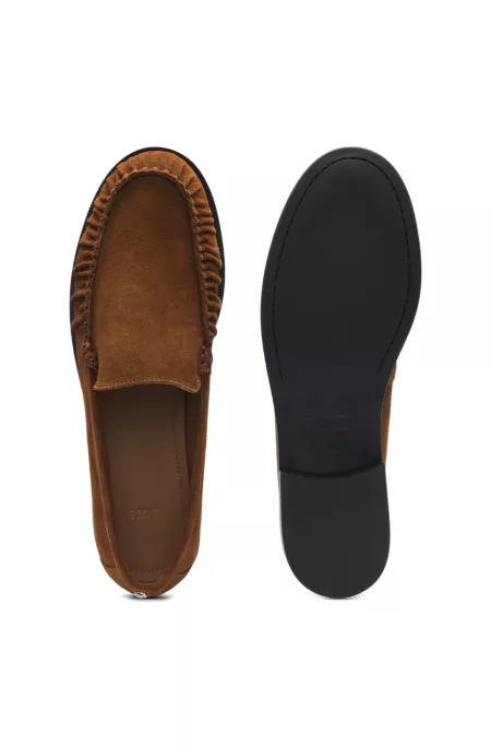 Suede loafers with ruched detail