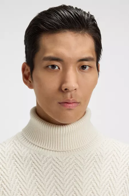 Regular fit rollneck sweater in herringbone virgin wool