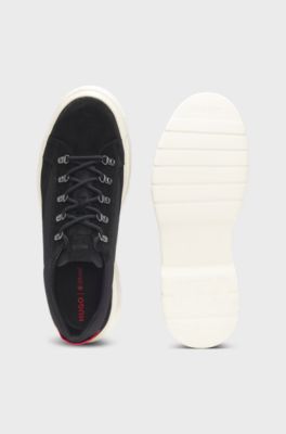 Scarpe derby in pelle scamosciata con profili in tela, Nero