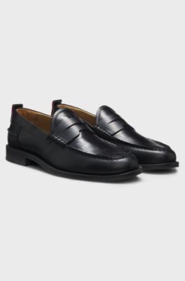 Leather loafers with crocodile vamp, Black