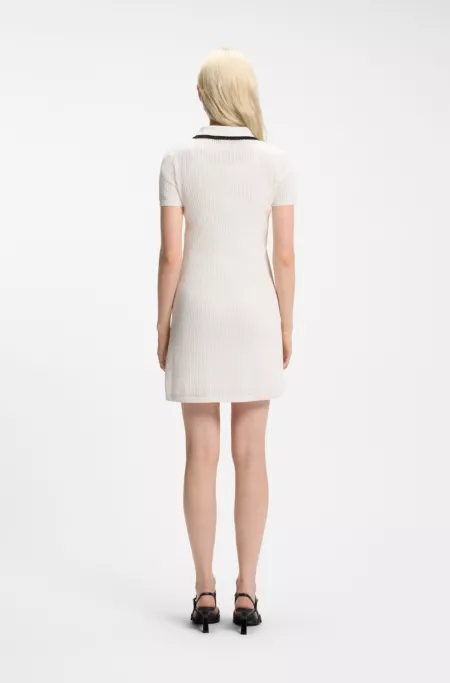 Robe en coton avec col polo