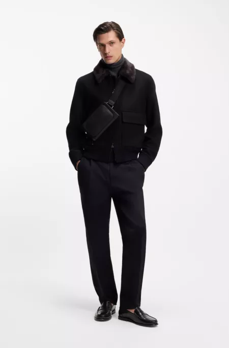 Sac ceinture en cuir avec fentes intérieures pour cartes