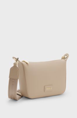 Borsa a spalla in similpelle martellata con metallo dorato, Beige chiaro