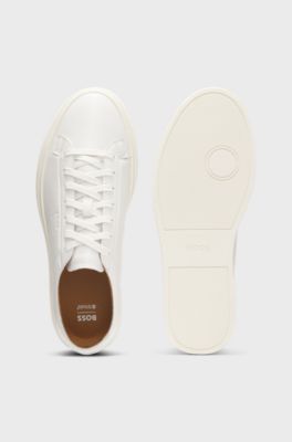 Lage sneakers van leer met reli&euml;flogo, Wit