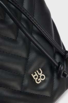 Sac seau en similicuir matelass&eacute; avec logo revisit&eacute;, Noir