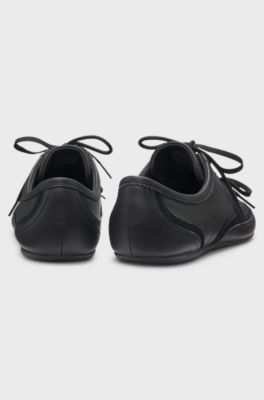 Baskets en cuir nappa avec finitions en cuir su&eacute;d&eacute;, Noir