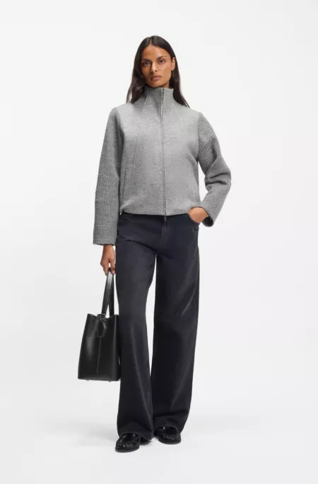 Leather bucket bag with logo lettering