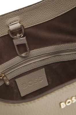 Hobo bag in leather with metallic logo lettering, Light Beige