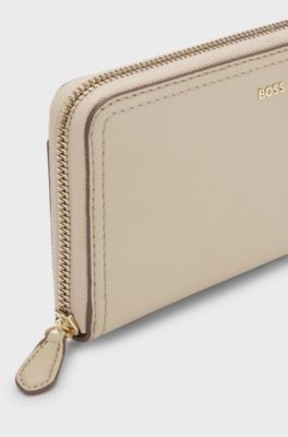 Portafoglio in pelle martellata con zip e scritta del logo in metallo, Beige chiaro