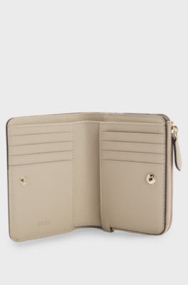 Portafoglio in pelle martellata con scritta del logo metallizzata, Beige chiaro