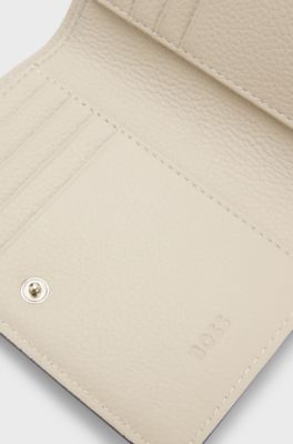 Grained-leather wallet with metallic logo lettering, Light Beige