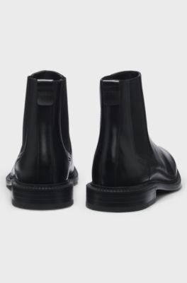 Leather Chelsea boots with elasticated panels, Black