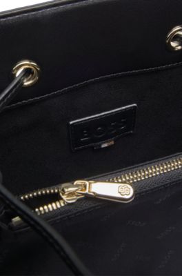 Bucket bag in faux leather, Black