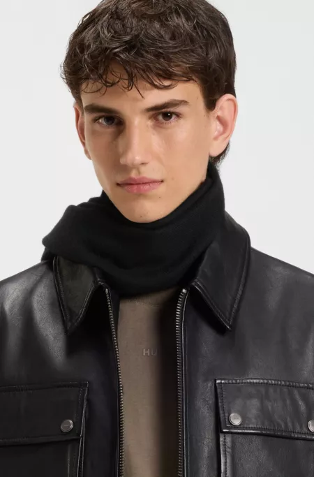Wool scarf with stacked-logo trim