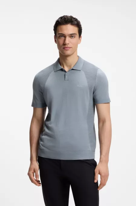 Polo de punto en mezcla de algodón con estructura con detalles anatómicos