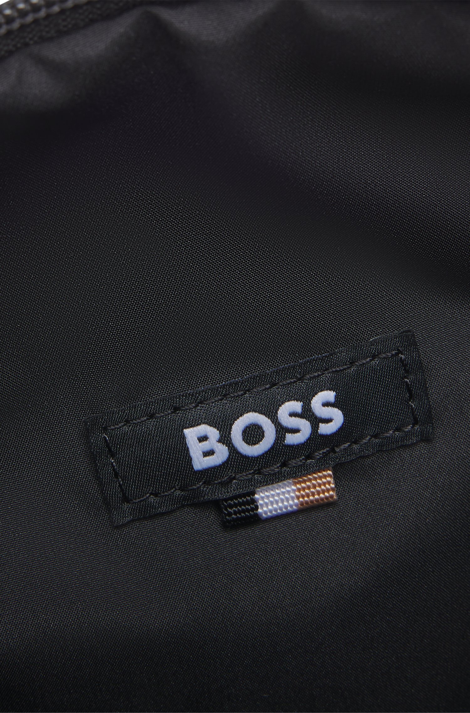 Boss Faux-leather reporter bag with reflective details handväskor & axelremsväskor herr – bild 5