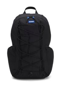Rucksack mit blauem Logo-Aufn&auml;her aus Gummi, Schwarz
