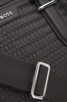 Borsone in pelle intrecciata con logo color argento, Marrone scuro