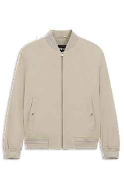 Vattenavvisande jacka