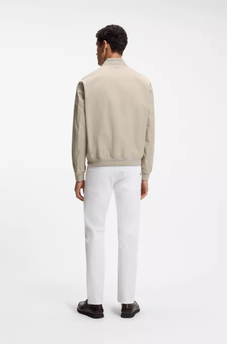 Water-repellent jacket