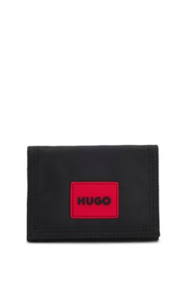 Gift-boxed wallet with red logo patch, Black