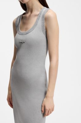 Slim-fit jurk van stretchkatoen met reli&euml;flogo, Lichtgrijs