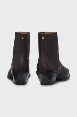 Western-inspired ankle boots in leather with stretch panels, Light Purple