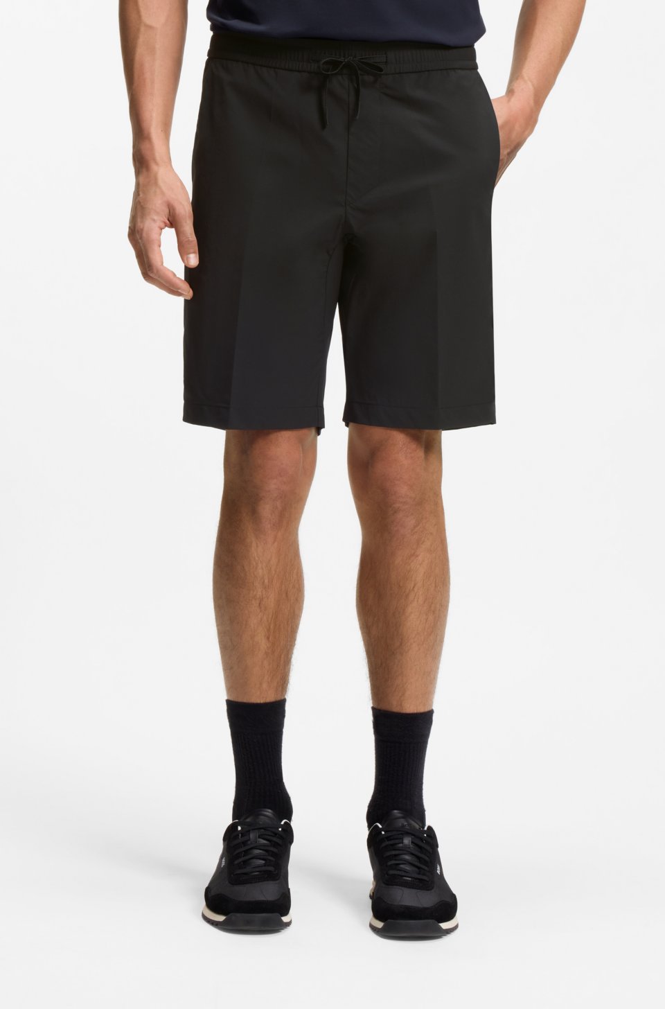 Water-repellent regular-fit shorts in quick-dry twill