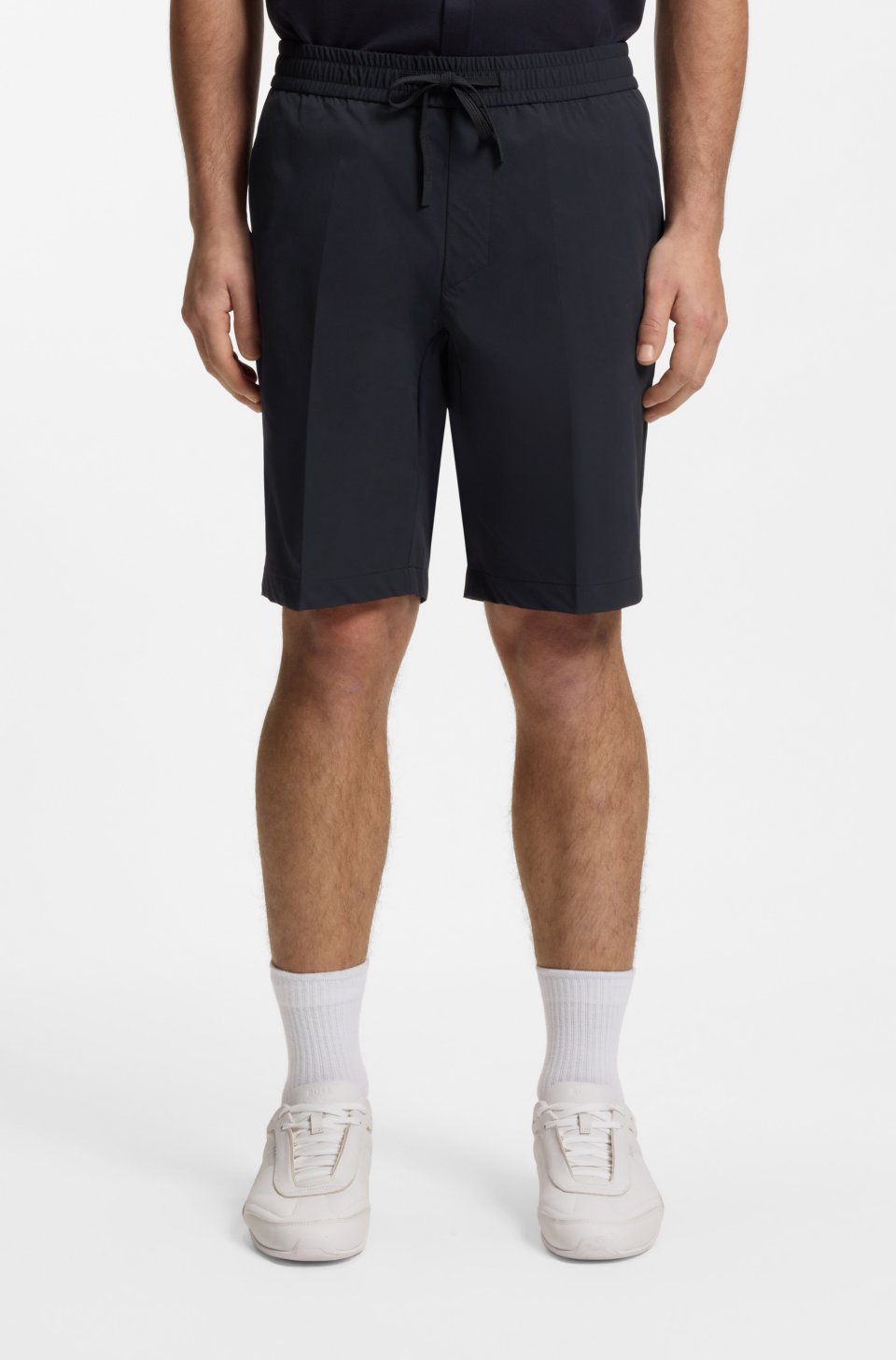 Water-repellent regular-fit shorts in quick-dry twill