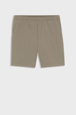 Water-repellent shorts with quick-dry performance, Light Green