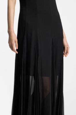 &Auml;rmelloses Kleid mit Plissee-Rockeins&auml;tzen, Schwarz
