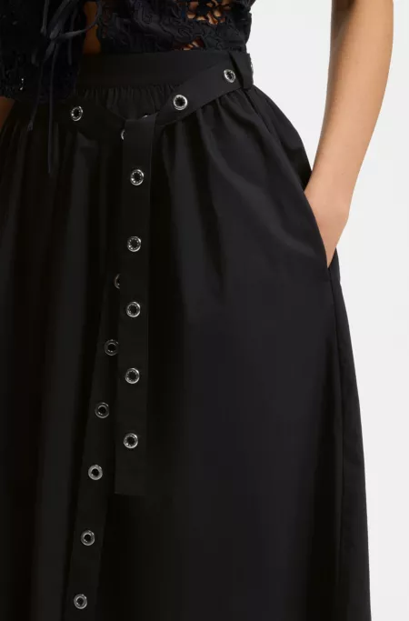 Maxi skirt in cotton poplin with eyelet belt