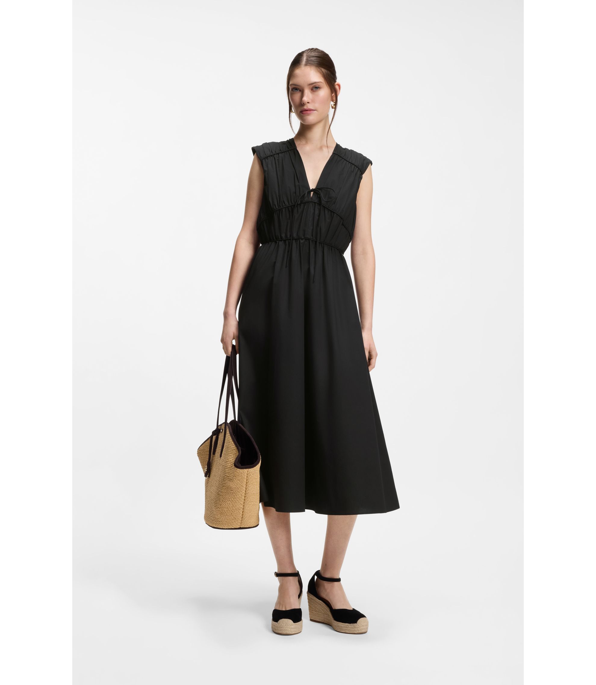 Kleid aus Baumwoll-Popeline mit gerafften Details