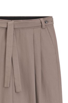 Fashion-fit trousers with front pleats and belt detail, Light Brown