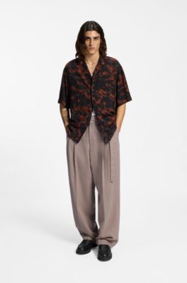 Fashion-fit trousers with front pleats and belt detail, Light Brown