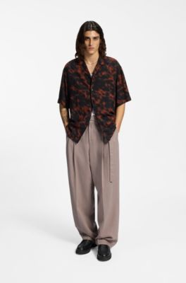 Fashion-fit trousers with front pleats and belt detail, Light Brown