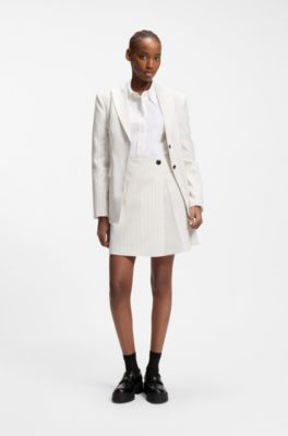 Jupe courte portefeuille en rayures tennis, Rayures blanches