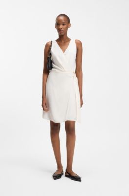 Wrap dress in crepe fabric with D-ring detail, Natural
