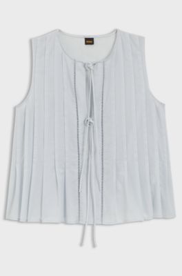 Sleeveless top in cotton muslin with front pleats, Light Blue