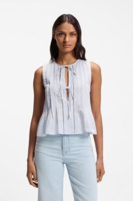 Sleeveless top in cotton muslin with front pleats, Light Blue