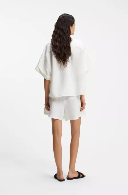 Regular-fit blouse with rolled cuffs