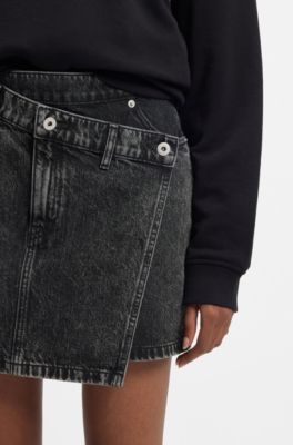 Schwarzer Denim-Rock mit asymmetrischem Bund, Schwarz
